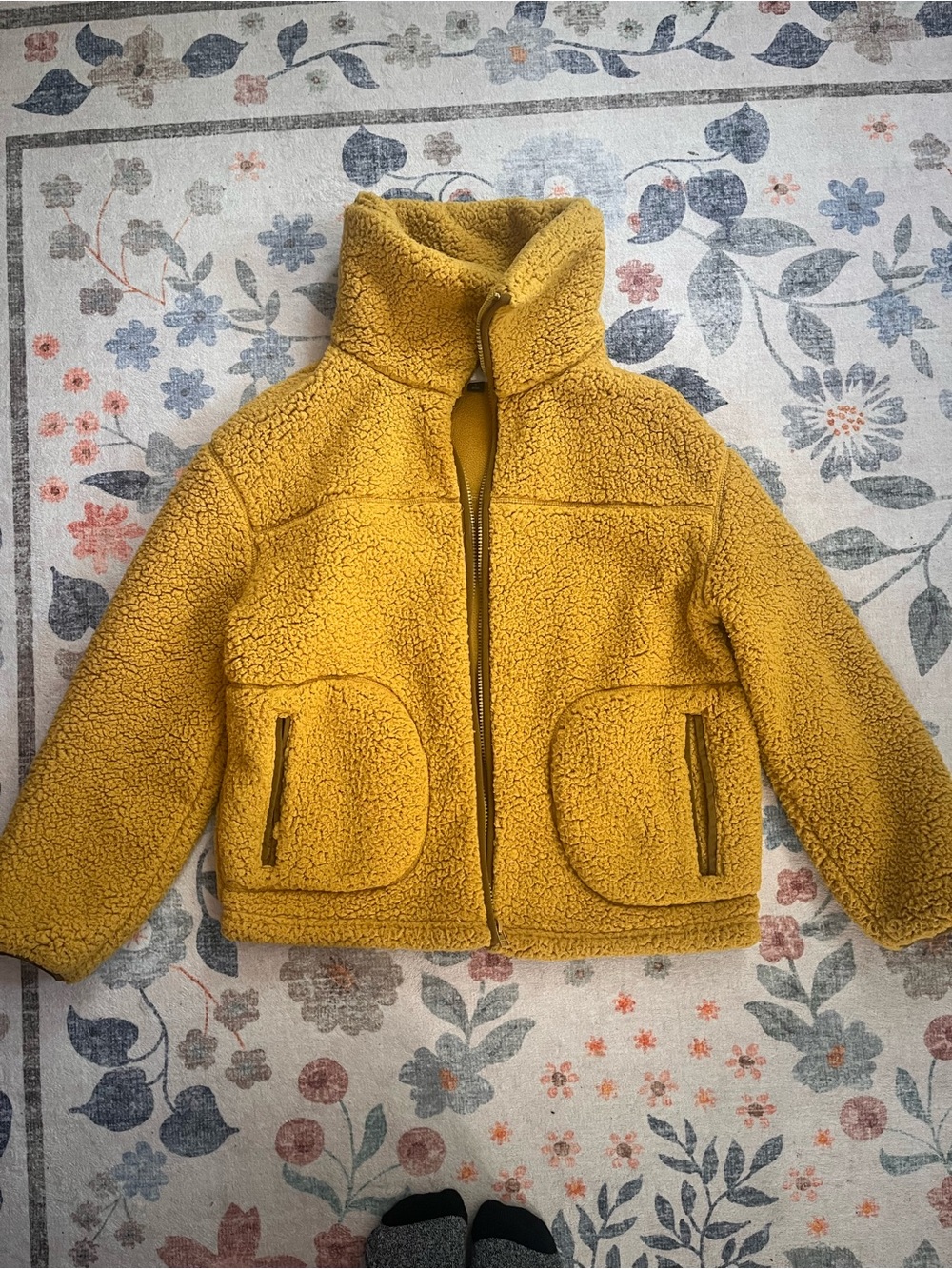 Universal Threads - Sherpa Jacket in Mustard Yellow - Size Small